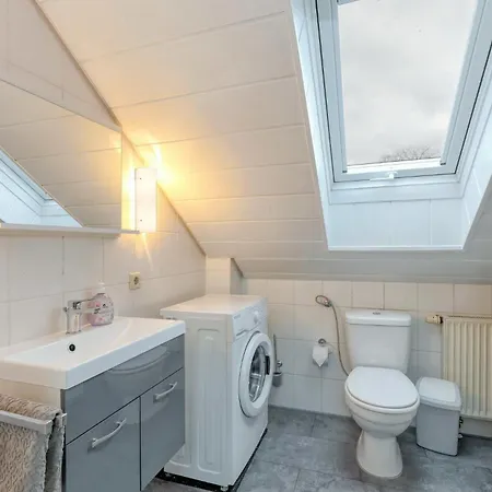 Mit Sauna Direkt Am Waldrand, See, Wald Und Ruhe