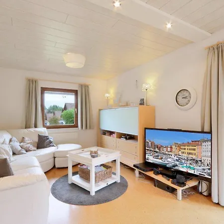 Mit Sauna Direkt Am Waldrand, See, Wald Und Ruhe 度假居 *