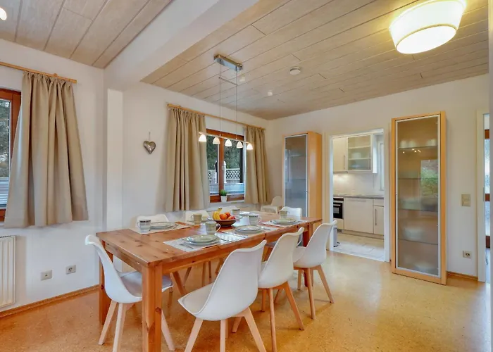 Semesterbostad Mit Sauna Direkt Am Waldrand, See, Wald Und Ruhe