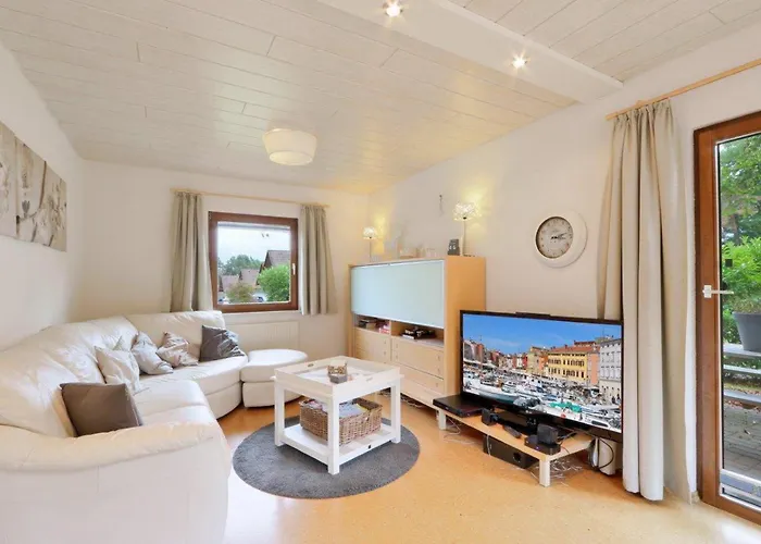 Mit Sauna Direkt Am Waldrand, See, Wald Und Ruhe Semesterbostad *