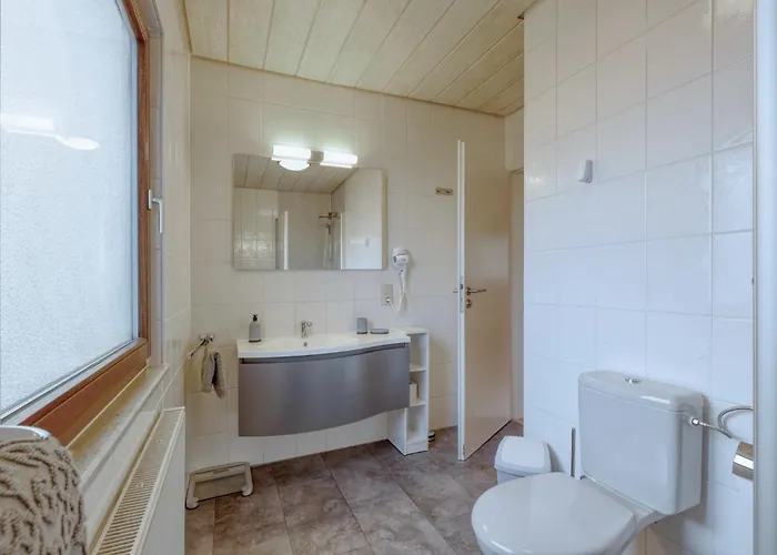 Mit Sauna Direkt Am Waldrand, See, Wald Und Ruhe *